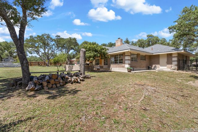 27240 Boerne Glen, Boerne, TX 78006