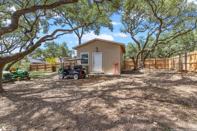27240 Boerne Glen, Boerne, TX 78006