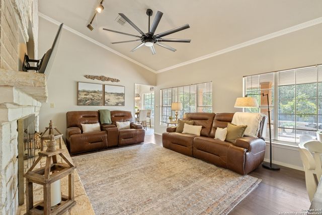 27240 Boerne Glen, Boerne, TX 78006