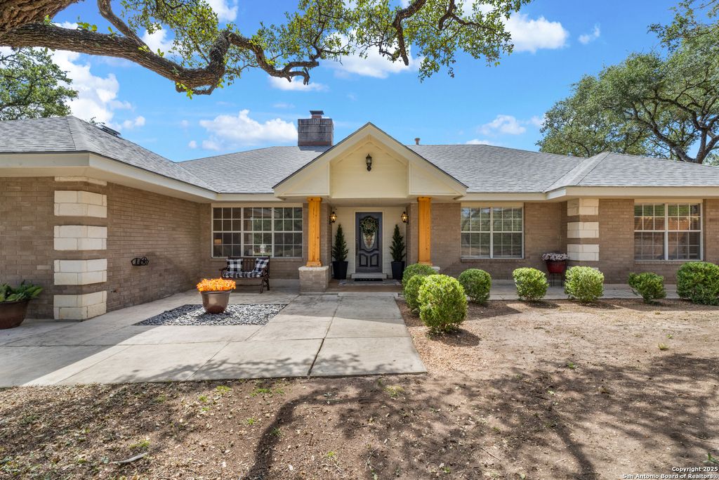 27240 Boerne Glen, Boerne, TX 78006