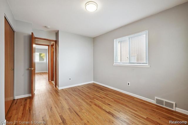 14374 Ramblewood Street, Livonia, MI 48154