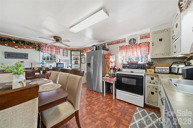 35 Boyden Street, Badin, NC 28009