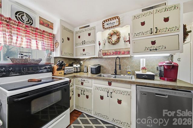 35 Boyden Street, Badin, NC 28009