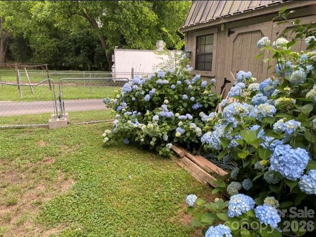 35 Boyden Street, Badin, NC 28009