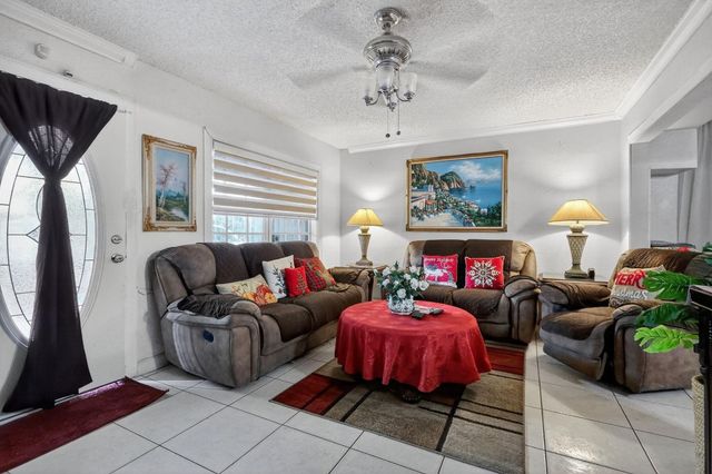 641 NE 140th Street, North Miami, FL 33161