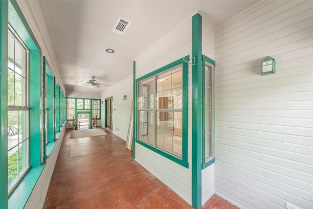 491 Cozy Cove Court, Chico, TX 76431