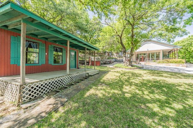 491 Cozy Cove Court, Chico, TX 76431