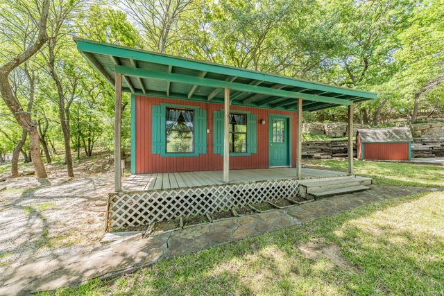491 Cozy Cove Court, Chico, TX 76431