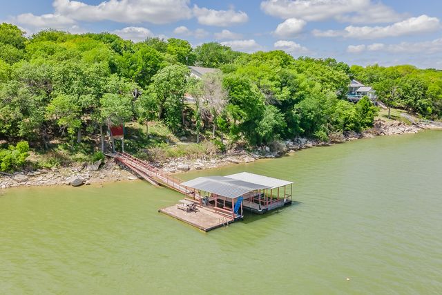 491 Cozy Cove Court, Chico, TX 76431