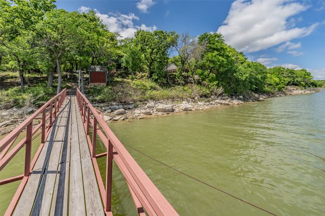 491 Cozy Cove Court, Chico, TX 76431