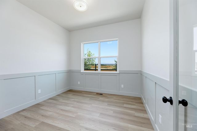 13731 N Spring Creek Way, Boise, ID 83714