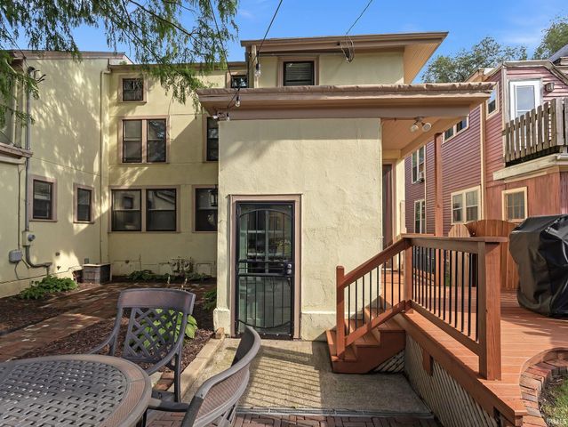 1227 W Berry Street, Fort Wayne, IN 46802