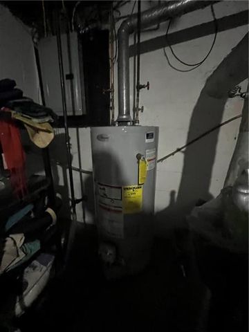 321 Apache Dr, Monessen, PA 15062