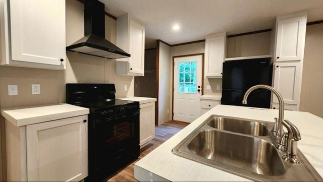 124 Lincoln Drive, Livingston, TX 77351