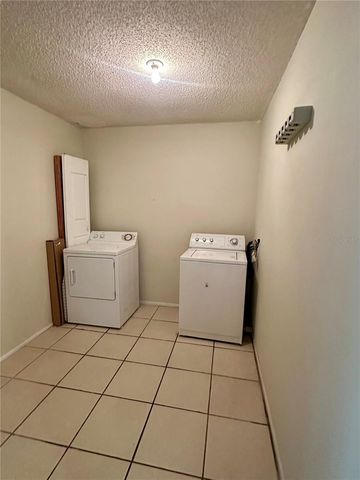 1205 S PARK AVENUE, Winter Garden, FL 34787