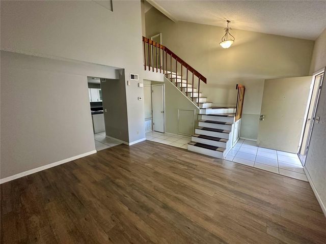 1205 S PARK AVENUE, Winter Garden, FL 34787