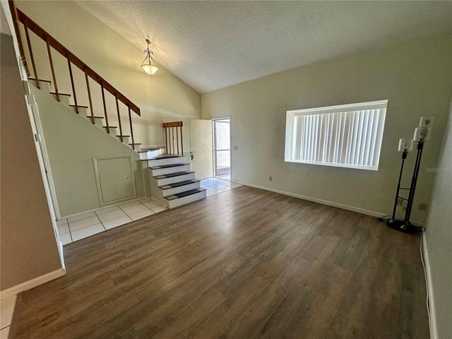 1205 S PARK AVENUE, Winter Garden, FL 34787