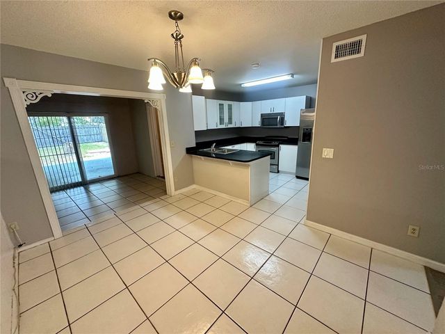 1205 S PARK AVENUE, Winter Garden, FL 34787