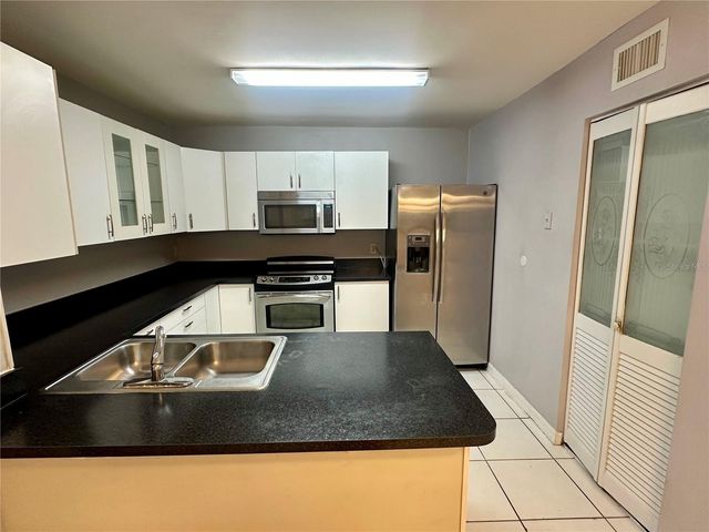 1205 S PARK AVENUE, Winter Garden, FL 34787