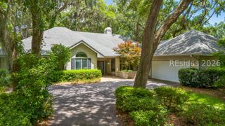 10 Robbers Row, Hilton Head Island, SC 29928