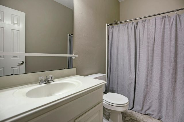 3 S Acacia Park Circle, The Woodlands, TX 77382