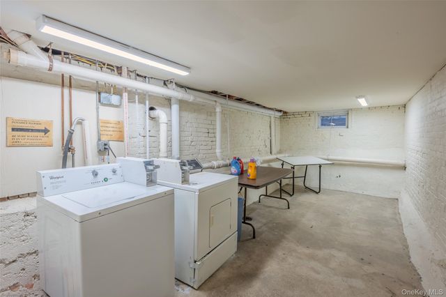 17 Fairview Street A, Huntington, NY 11743