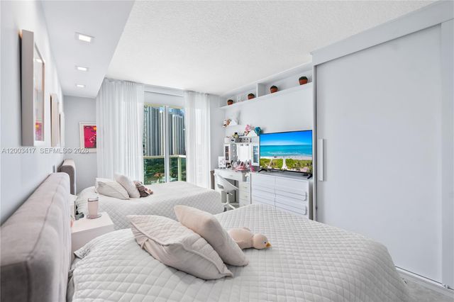 250 Sunny Isles Blvd 3-1606, Sunny Isles Beach, FL 33160