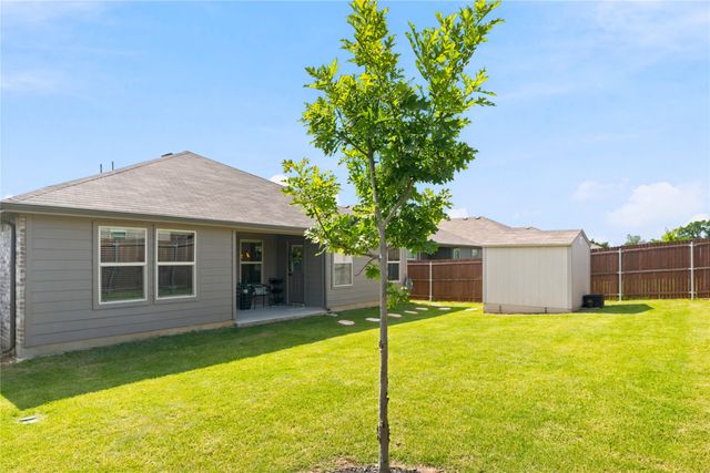 8821 Playmoor Drive, Fort Worth, TX 76131
