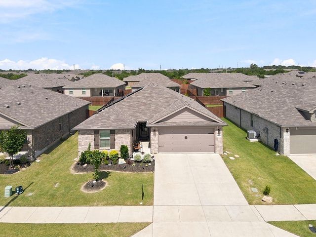8821 Playmoor Drive, Fort Worth, TX 76131