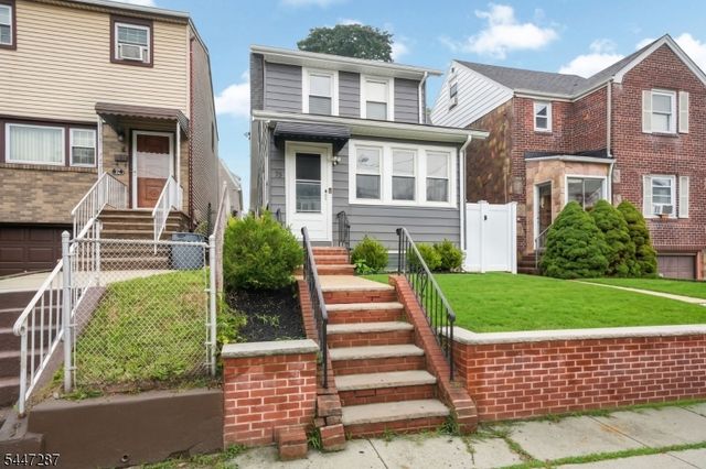 73 Ilford Ave, North Arlington Boro, NJ 07031