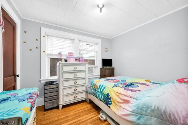 73 Ilford Ave, North Arlington Boro, NJ 07031