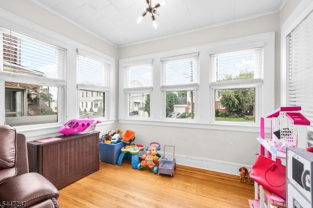 73 Ilford Ave, North Arlington Boro, NJ 07031