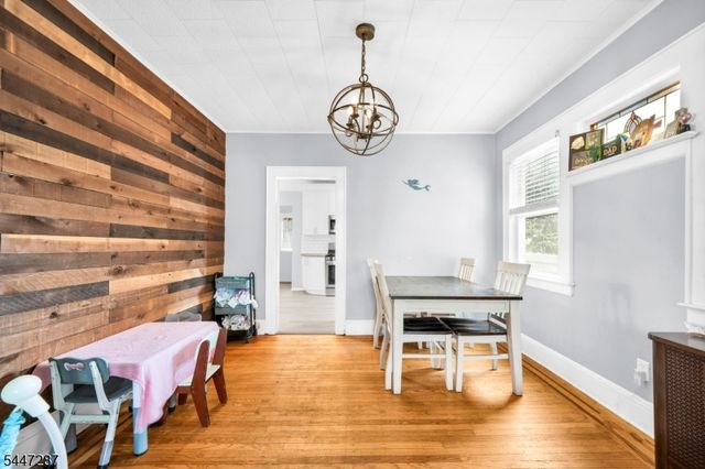 73 Ilford Ave, North Arlington Boro, NJ 07031