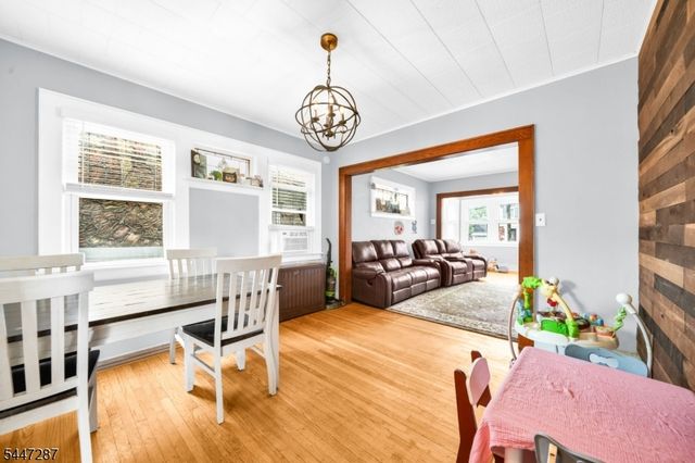 73 Ilford Ave, North Arlington Boro, NJ 07031