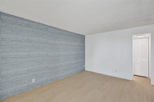 100 Bayview Drive 603, Sunny Isles Beach, FL 33160