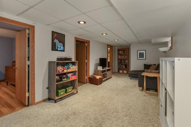 222 Fisk Street, Saint Paul, MN 55104