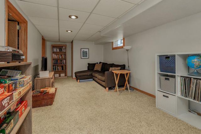 222 Fisk Street, Saint Paul, MN 55104
