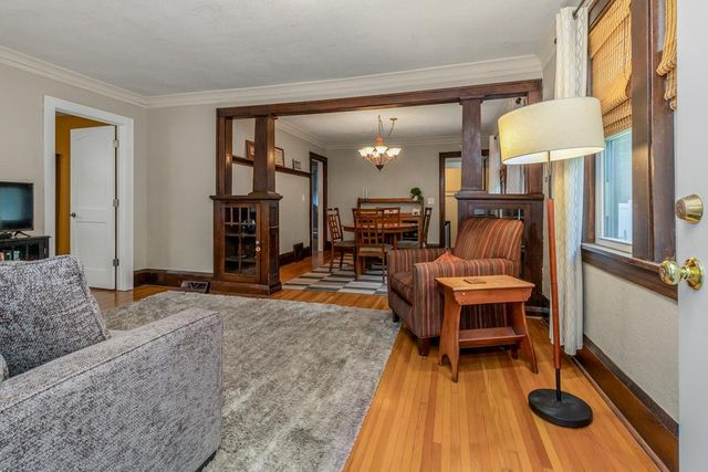 222 Fisk Street, Saint Paul, MN 55104