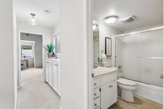 5 Tollridge Court, San Mateo, CA 94402