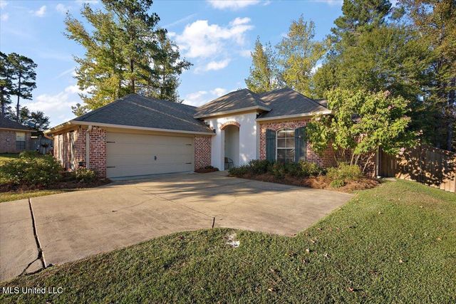 902 Timberton Drive, Pearl, MS 39208