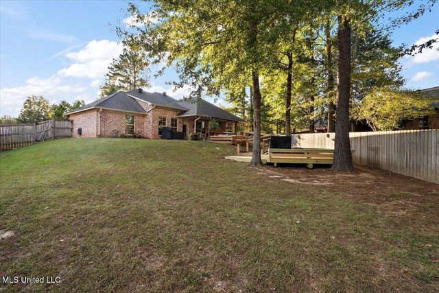 902 Timberton Drive, Pearl, MS 39208