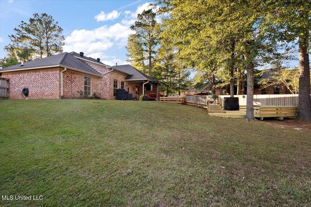 902 Timberton Drive, Pearl, MS 39208