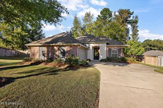 902 Timberton Drive, Pearl, MS 39208