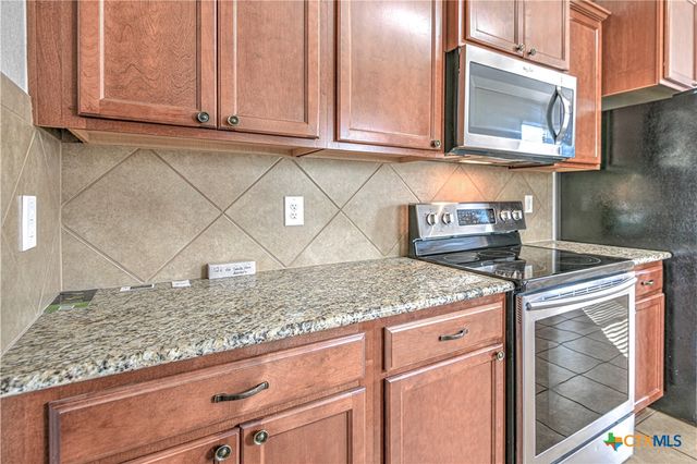 1011 Sugar Brook Drive, Temple, TX 76502