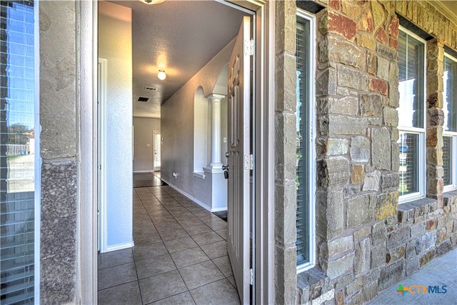 1011 Sugar Brook Drive, Temple, TX 76502