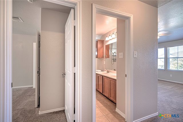 1011 Sugar Brook Drive, Temple, TX 76502