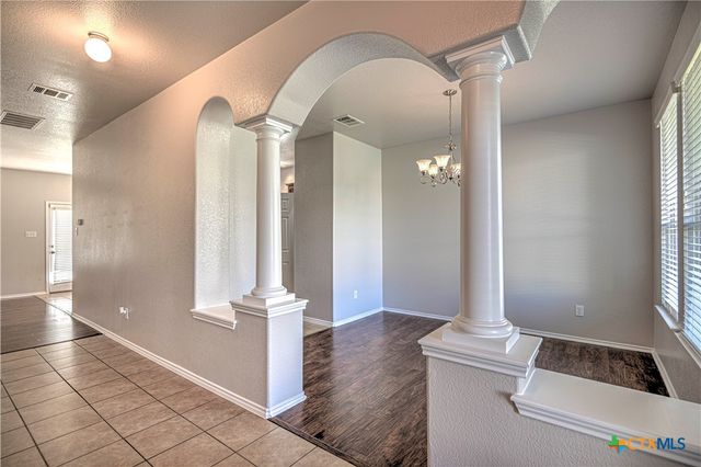 1011 Sugar Brook Drive, Temple, TX 76502