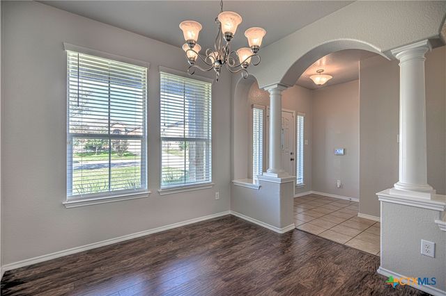 1011 Sugar Brook Drive, Temple, TX 76502