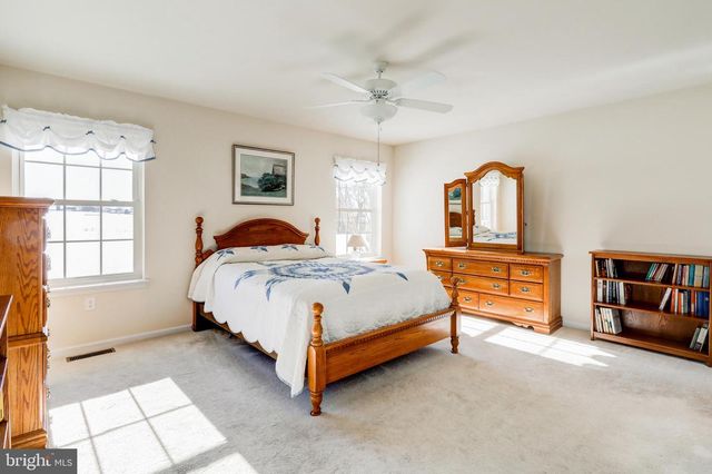 79 PLEASANT RD, Gordonville, PA 17529