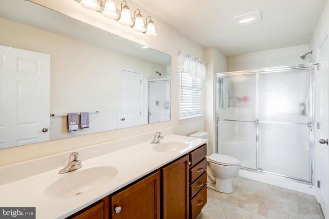 79 PLEASANT RD, Gordonville, PA 17529